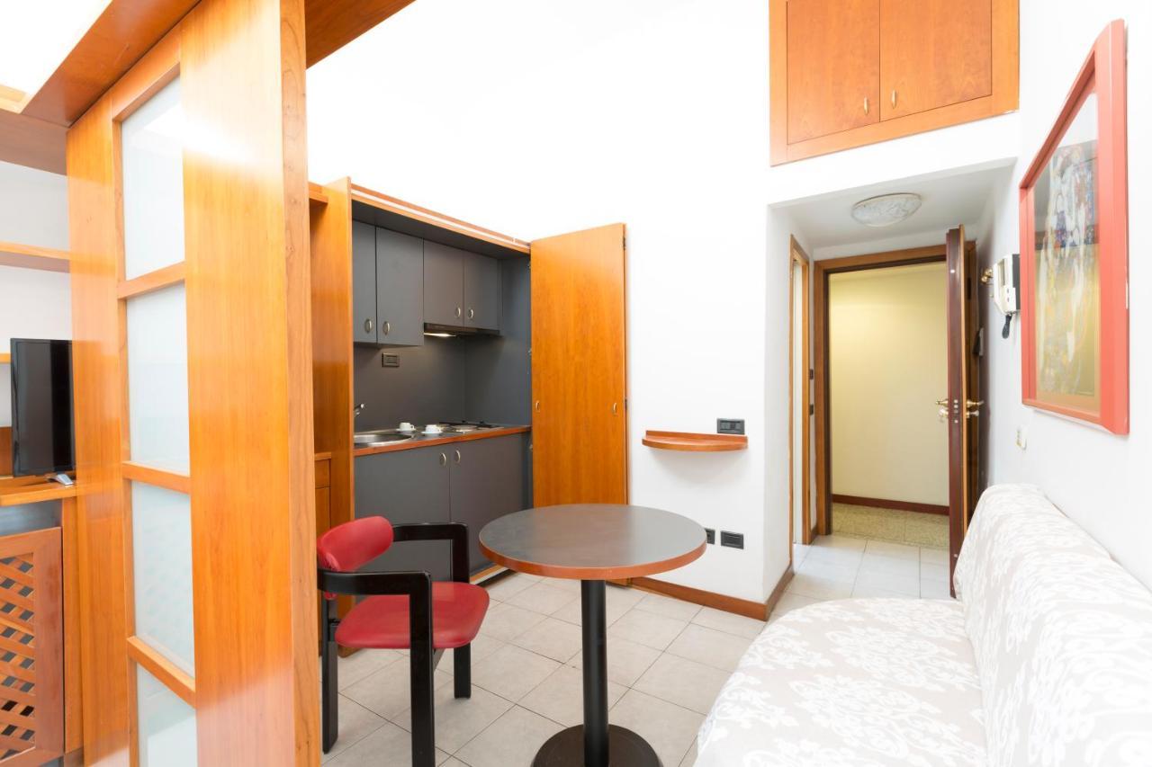 Residence Donatello Milaan Buitenkant foto