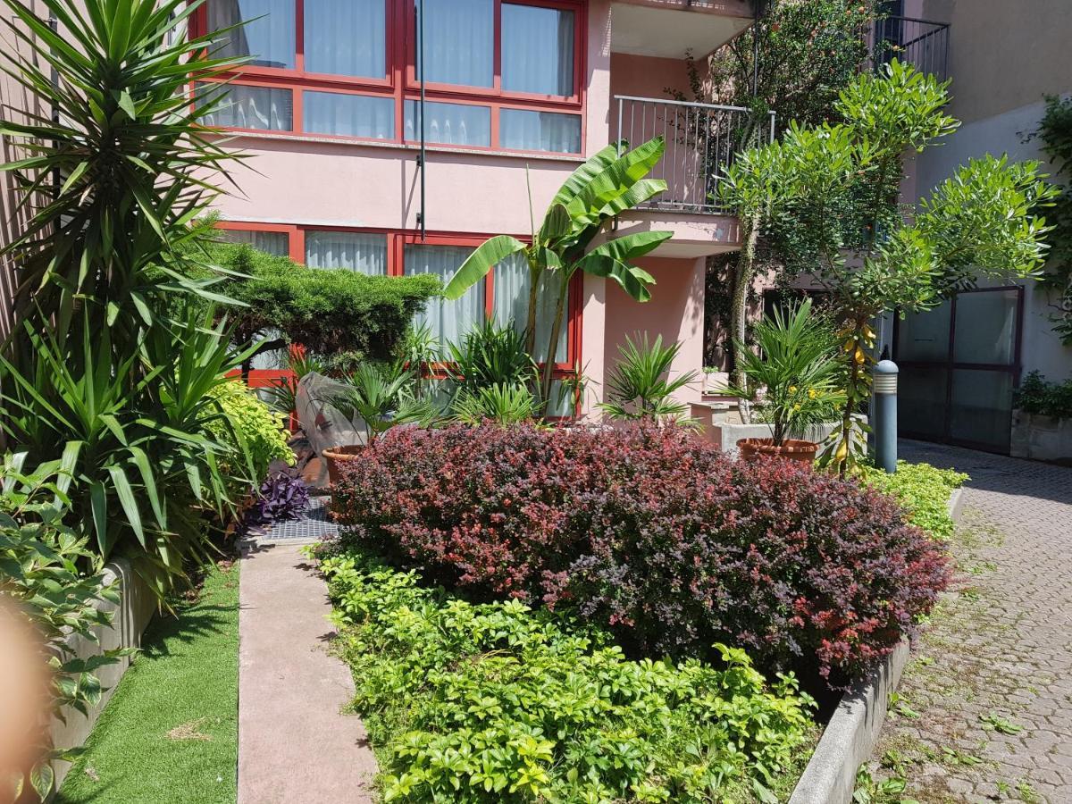 Residence Donatello Milaan Buitenkant foto